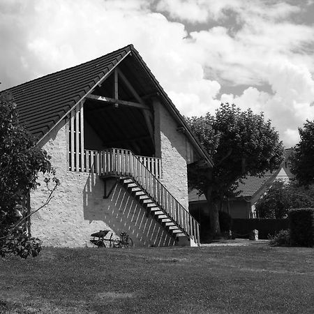 La Grange Du Lac Du Bourget Brison-Saint-Innocent Exterior photo
